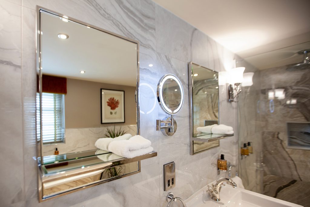The Fox and Hounds Country Inn Pinfold Luxury Cottage Bedroom En-suite Bathroom Twin Sink Mirrors