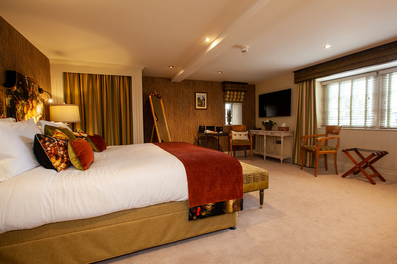 The Fox and Hounds Country Inn Pinfold Luxury Cottage Bedroom